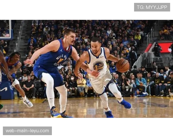 发展联盟实验新规:抢下防守篮板后计时器从14秒而非24秒开始,以鼓励转换